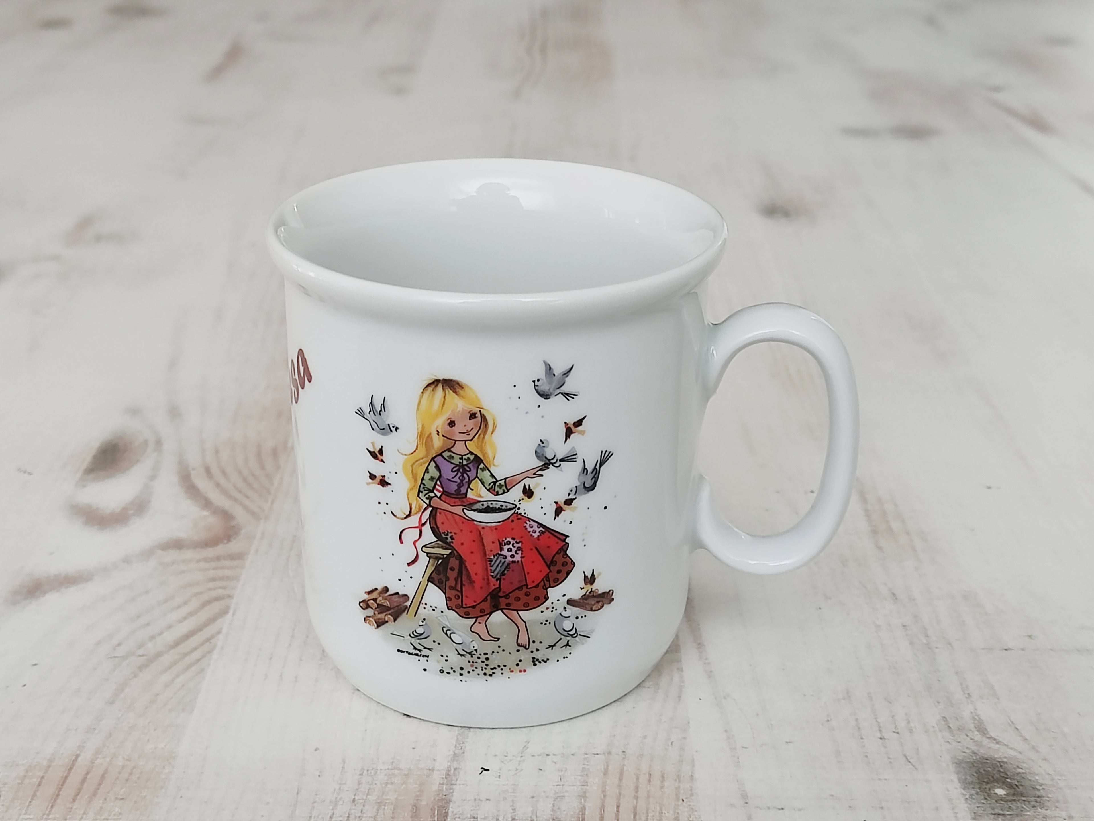 Personalisiertes Kindergeschirr Set mit Namen - Aschenputtel Märchenmotiv - Tasse Teller Schüssel - Geschenk zur Taufe, Geburt & zum Geburtstag