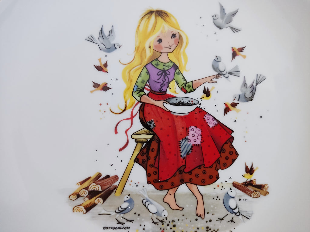 Personalisiertes Kindergeschirr Set mit Namen - Aschenputtel Märchenmotiv - Tasse Teller Schüssel - Geschenk zur Taufe, Geburt & zum Geburtstag