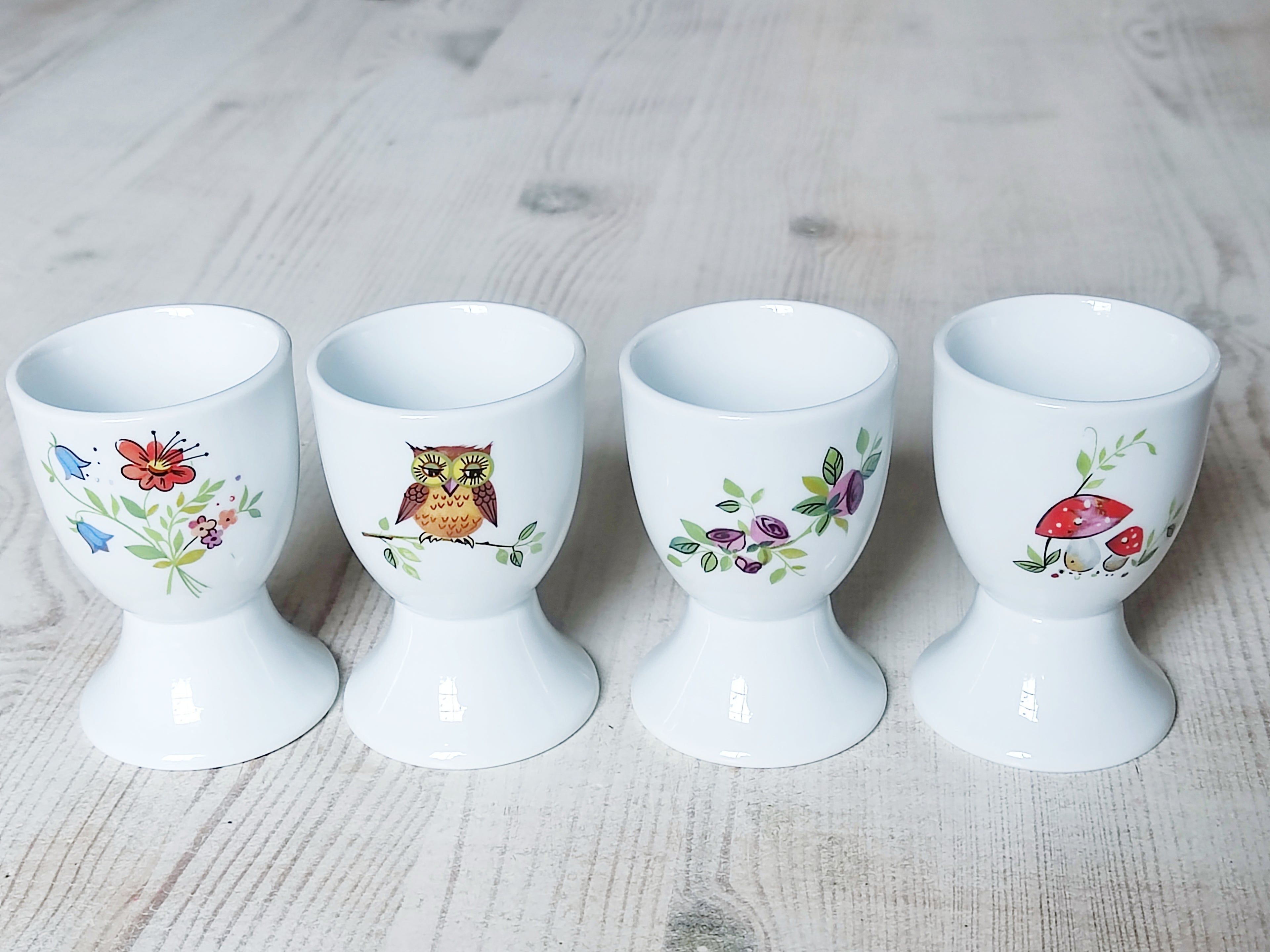 Personalisiertes Kindergeschirr Set mit Namen - Schneewittchen und die sieben Zwerge Märchenmotiv - Tasse Teller Schüssel - Geschenk zur Taufe, Geburt & zum Geburtstag