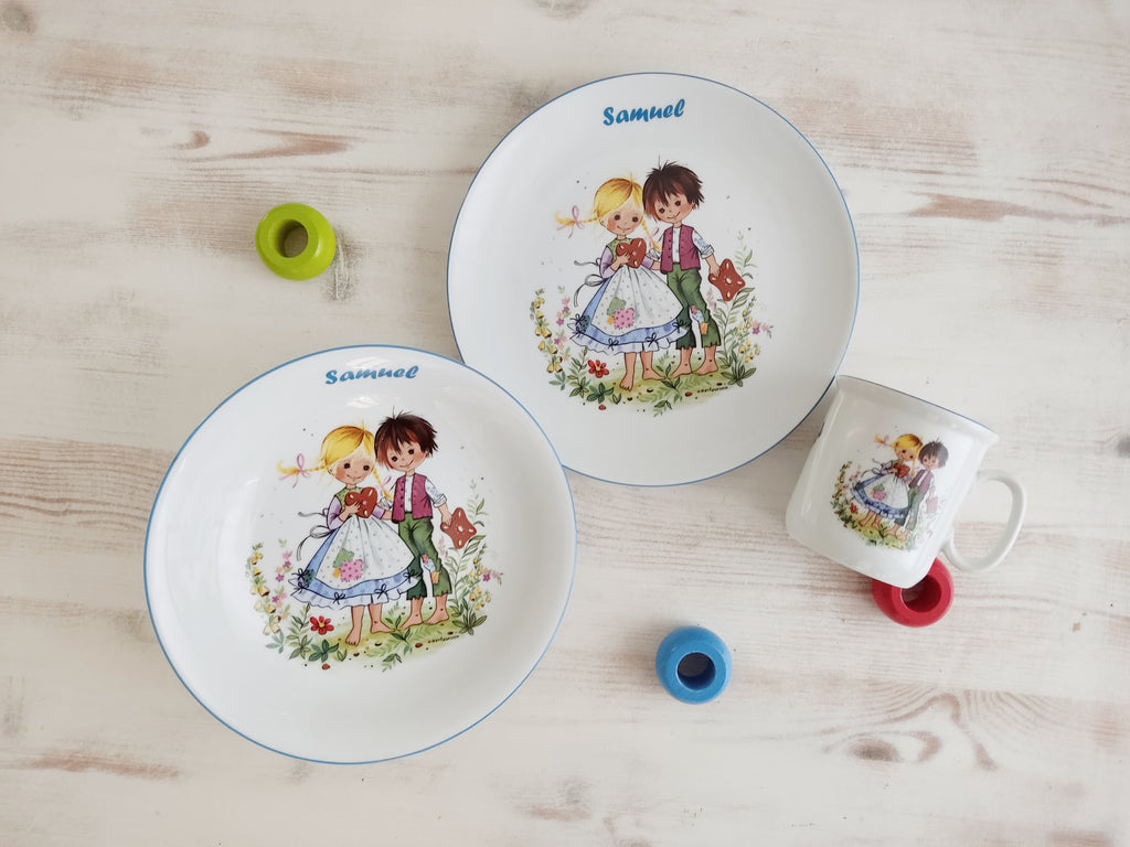 Personalisiertes Kindergeschirr Set mit Namen - Hänsel und Gretel Märchenmotiv - Tasse Teller Schüssel - Geschenk zur Taufe, Geburt & zum Geburtstag