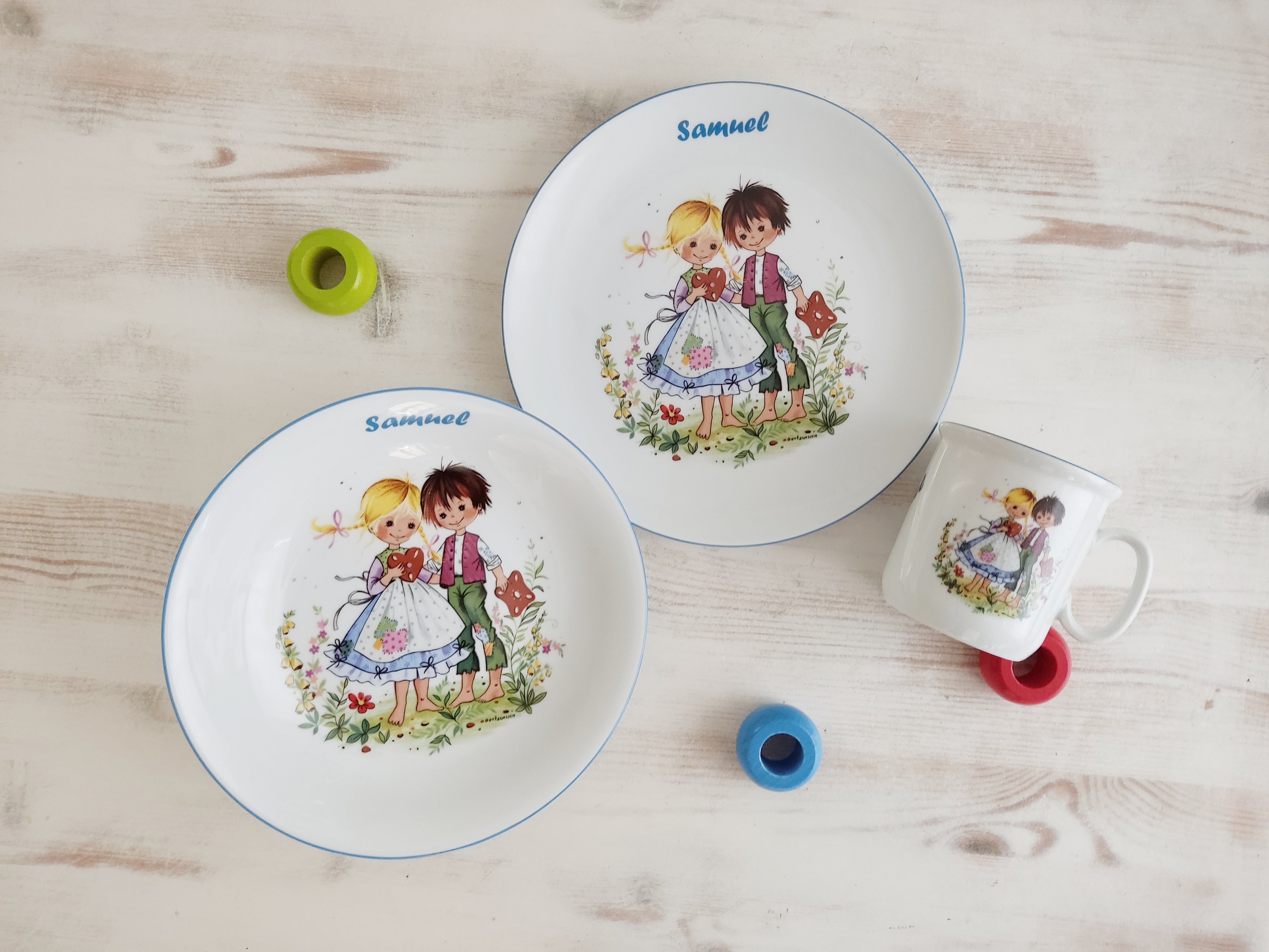 Personalisiertes Kindergeschirr Set mit Namen - Hänsel und Gretel Märchenmotiv - Tasse Teller Schüssel - Geschenk zur Taufe, Geburt & zum Geburtstag