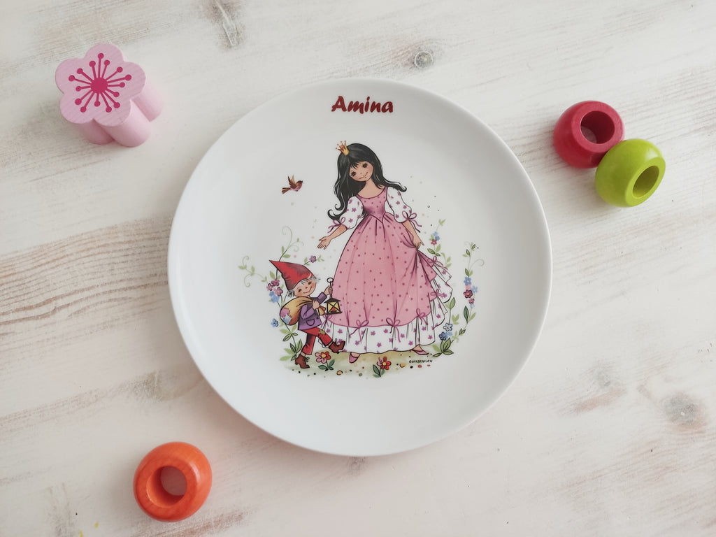 Personalisiertes Kindergeschirr Set mit Namen - Schneewittchen und die sieben Zwerge Märchenmotiv - Tasse Teller Schüssel - Geschenk zur Taufe, Geburt & zum Geburtstag