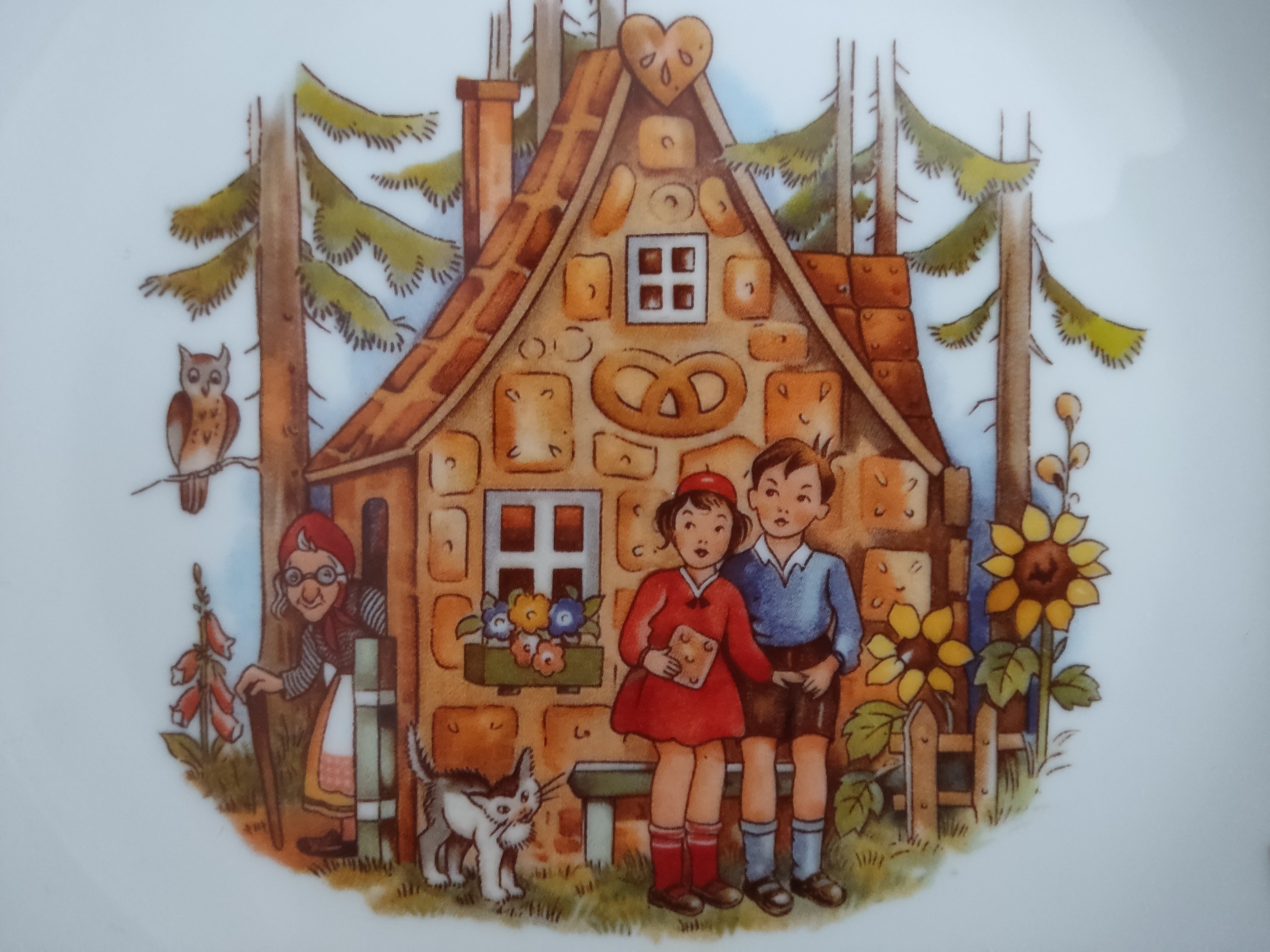 Personalisiertes Kindergeschirr Set mit Namen - Hänsel und Gretel Märchenmotiv - Tasse Teller Schüssel - Geschenk zur Taufe, Geburt & zum Geburtstag